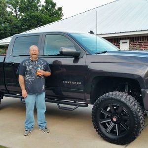 Meet your Posher, Daniel